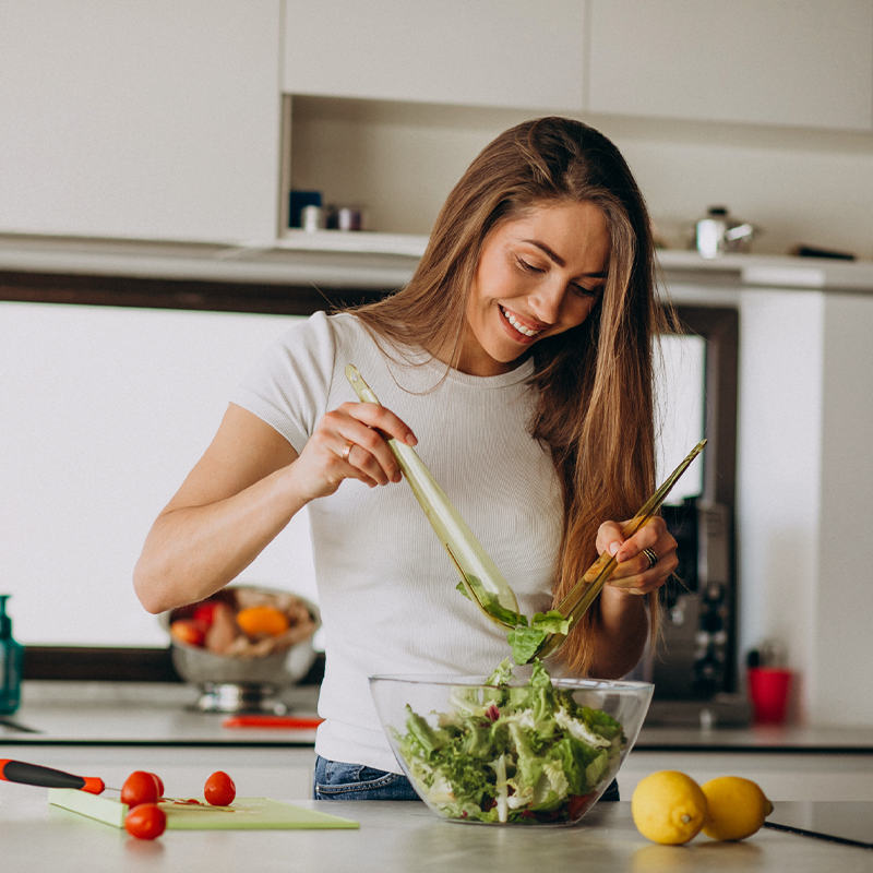 Strengthen Your Immunity with Superfoods: Boosting Your Body's Defenses