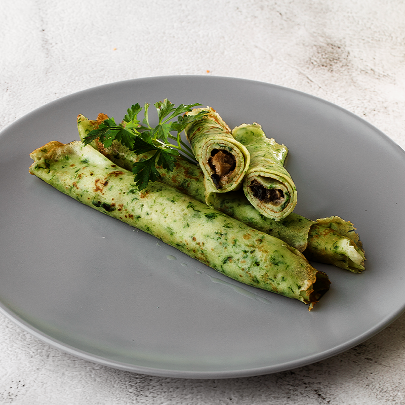 Spirulina Mushroom and Spinach Crepes